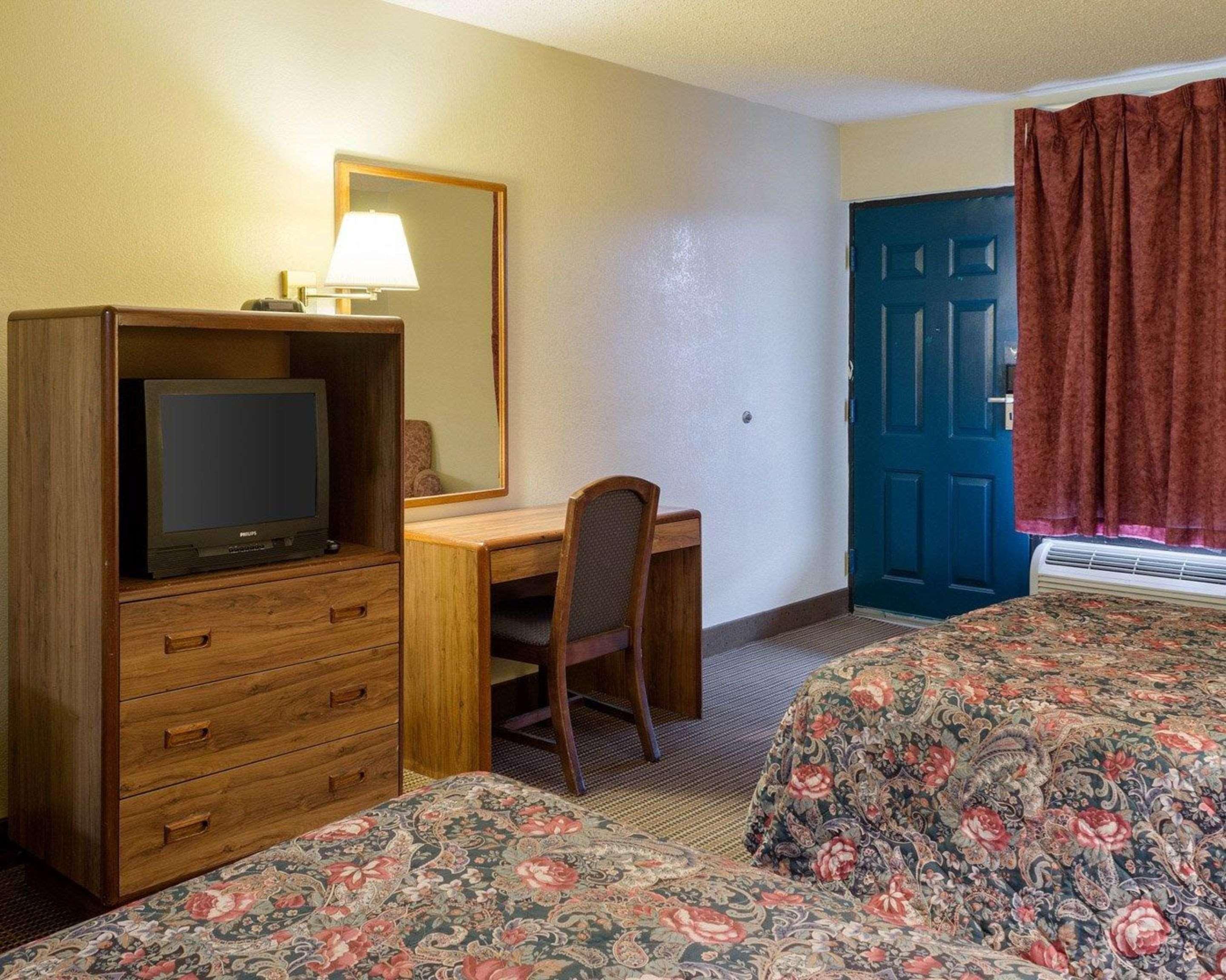 Rodeway Inn Greenwood Eksteriør billede