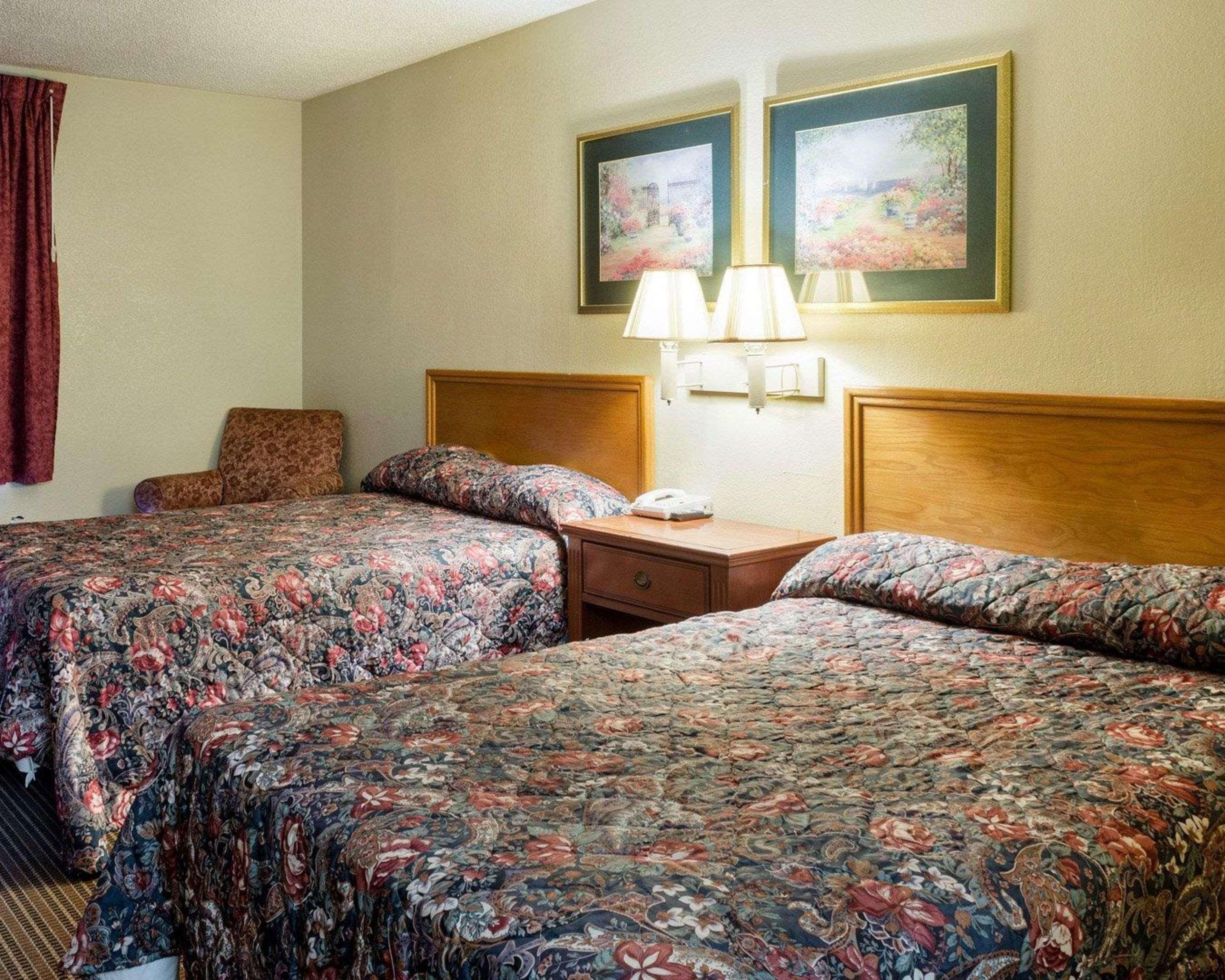 Rodeway Inn Greenwood Eksteriør billede